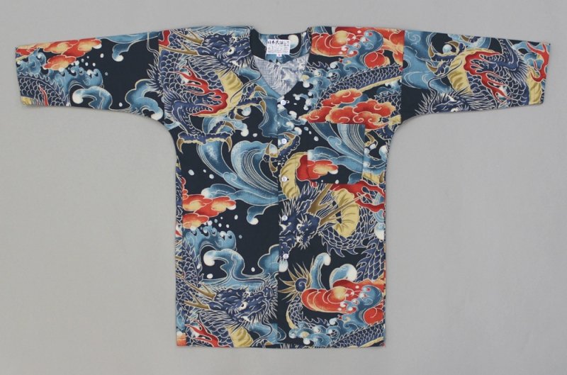 画像1: 変り織り大人用祭り鯉口シャツ【波と龍・紺系】 (1)